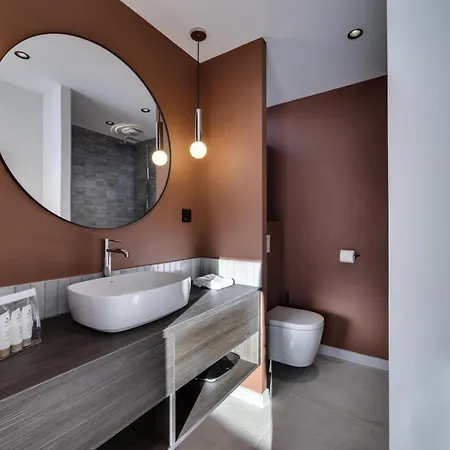 Bec Rouge - 5 Pieces Appartement *